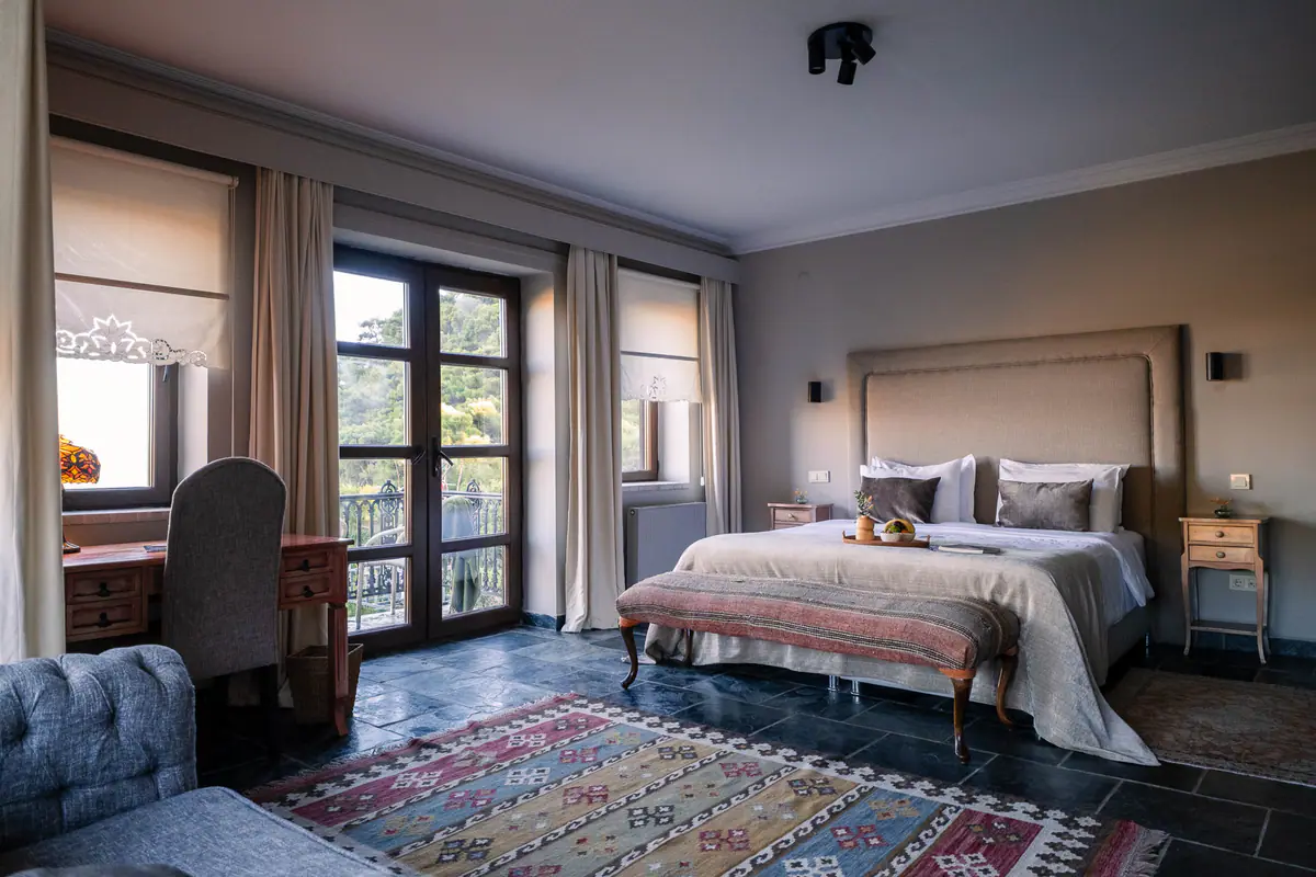 Deluxe Rooms 1