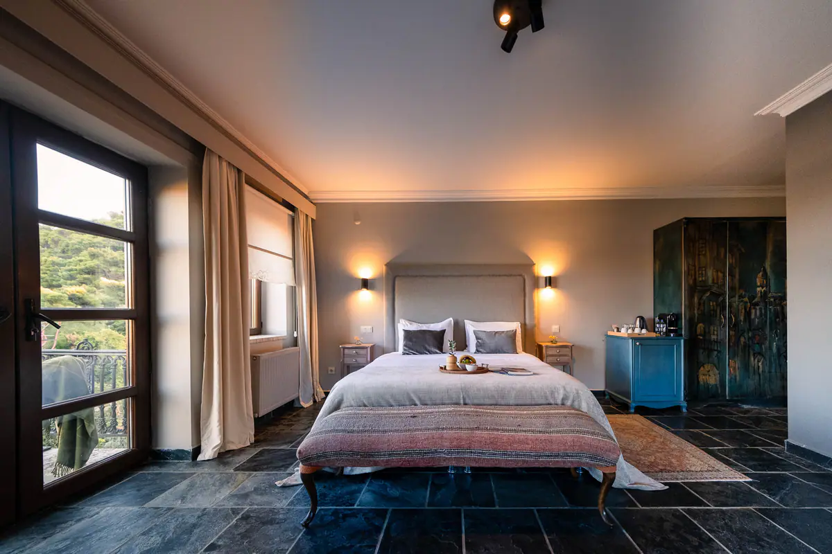 Deluxe Rooms 2